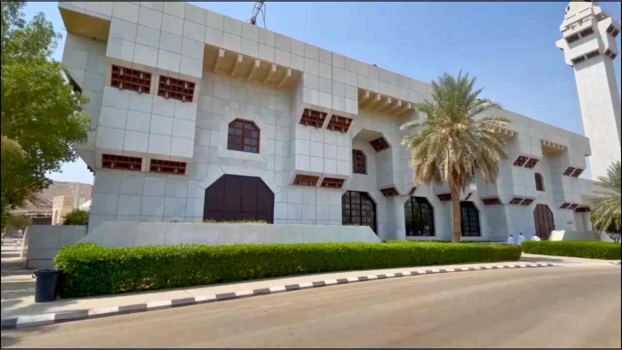Masjid al-Taneem also known as Masjid Aisha